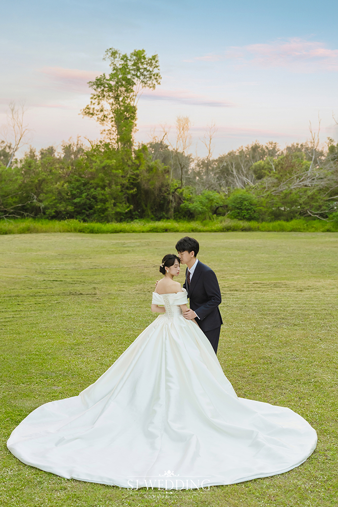 SJwedding鯊魚婚紗婚攝團隊向碩在台南拍攝的自助婚紗” border=